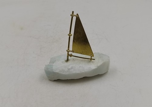 Διακοσμητικό καράβι με Αραγωνίτη
