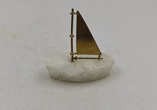 Διακοσμητικό καράβι με Αραγωνίτη