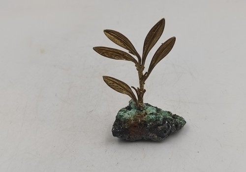 Διακοσμητικό ελιά με Αδαμίτη