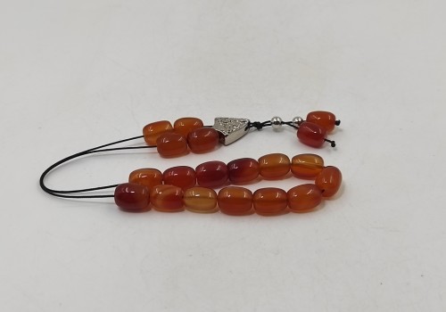 Κομπολόι από Καρνεόλη