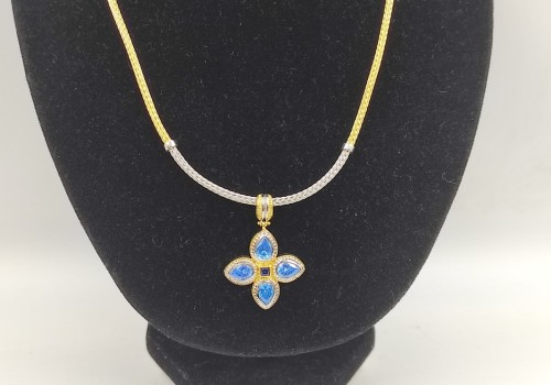 Κολιέ από ασήμι με Ζιργκόν Άκουα Κολιέ από ασήμι με Ζιργκόν Άκουα