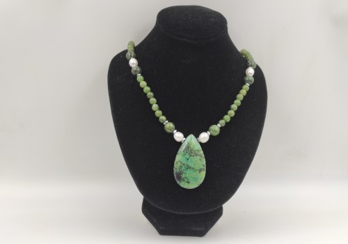 Χειροποίητο κολιέ από ασήμι με Χρυσόκολλα,Νεφρίτη,Αιματίτη και Μαργαριτάρι