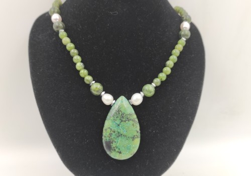 Χειροποίητο κολιέ από ασήμι με Χρυσόκολλα,Νεφρίτη,Αιματίτη και Μαργαριτάρι