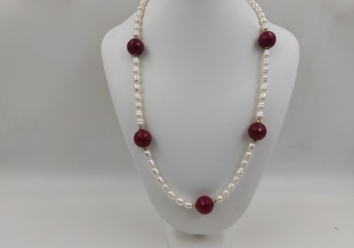 Χειροποίητο κολιέ από ατσάλι με Μαργαριτάρι,Αχάτη και Αιματίτη 