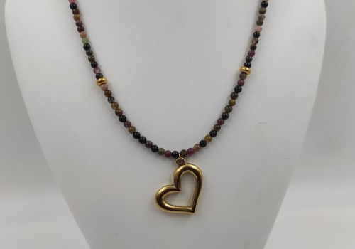 Χειροποίητο κολιέ από ατσάλι με Τουρμαλίνη