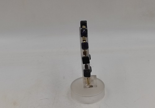 Xειροποίητο βραχιόλι από ατσάλι με Αιματίτη και Σοδαλίτη Xειροποίητο βραχιόλι από ατσάλι με Αιματίτη και Σοδαλίτη