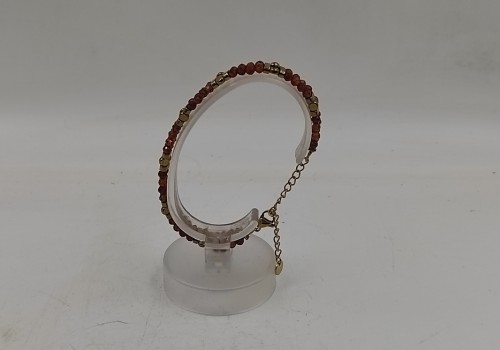 Xειροποίητο βραχιόλι από ατσάλι με Αιματίτη και Γρανάτη Xειροποίητο βραχιόλι από ατσάλι με Αιματίτη και Γρανάτη