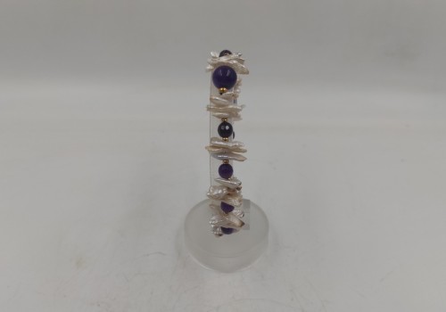 Xειροποίητο βραχιόλι από ατσάλι με Αμέθυστο και Μαργαριτάρι 