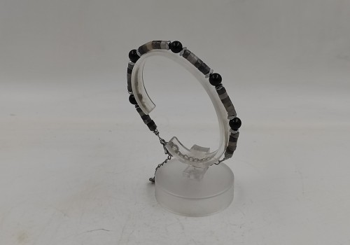 Xειροποίητο βραχιόλι από ατσάλι με Αιματίτη Όνυχα και Ζαντ