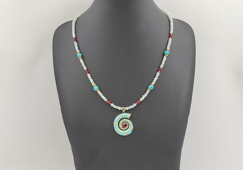 Χειροποίητο κολιέ από ατσάλι με Αμαζωνίτη,Αχάτη,Χαολίτη και Αιματίτη 