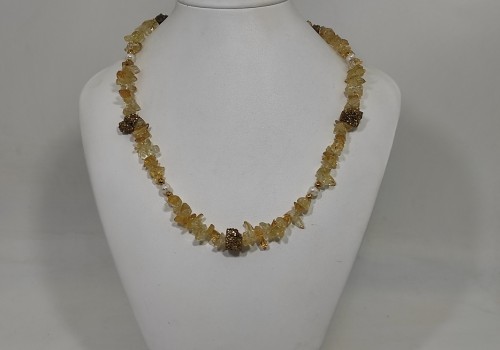 Χειροποίητο κολιέ από επίχρυσο ατσάλι με Κιτρίνη Αχάτη Μαργαριτάρι και Αιματίτη