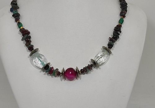 Χειροποίητο κολιέ από ατσάλι με Αχάτη Τουρμαλίνη Τιρκουάζ Χαλαζίακαι Αιματίτη Χειροποίητο κολιέ από ατσάλι με Αχάτη Τουρμαλίνη Τιρκουάζ Χαλαζίακαι Αιματίτη