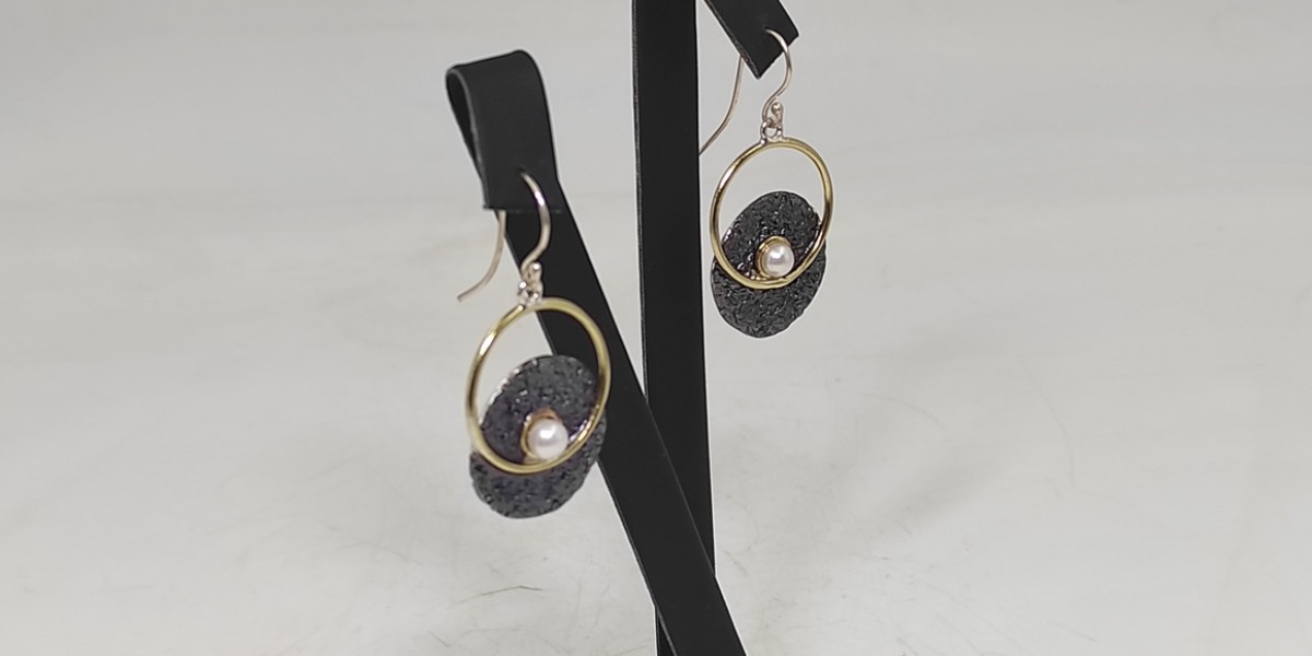 Χειροποίητα σκουλαρίκια από ασήμι 925 επιχρυσωμένο με Μαργαριτάρι Χειροποίητα σκουλαρίκια από ασήμι 925 επιχρυσωμένο με Μαργαριτάρι