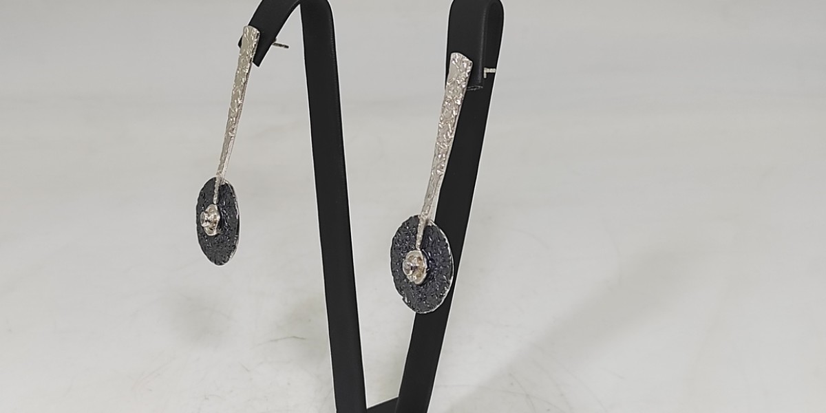 Χειροποίητα σκουλαρίκια από ασήμι 925 με Ζιργκον Χειροποίητα σκουλαρίκια από ασήμι 925 με Ζιργκον