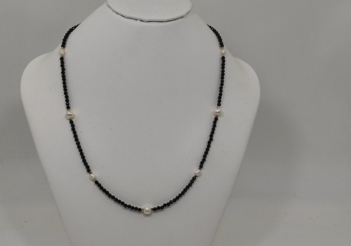 Κολιέ με Τουρμαλίνη, Μαργαριτάρι & Αιματίτη – Επίχρυσο Ασήμι