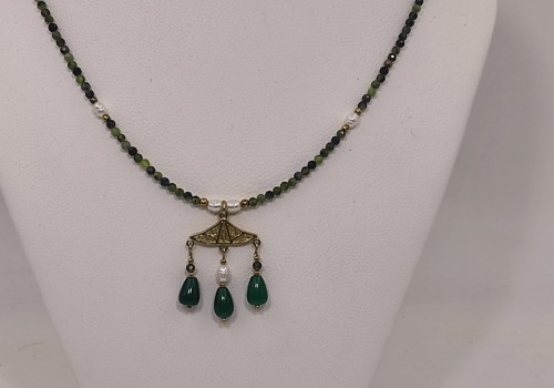 Κολιέ με Τουρμαλίνη, Γρανάτη, Νεφρίτη & Μαργαριτάρι