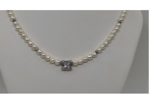 Κολιέ με Μαργαριτάρι & Αιματίτη – Επίχρυσο Ασήμι 925