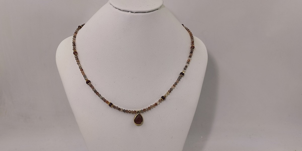 Κολιέ Strawberry Χαλαζίας με Ροζ Τουρμαλίνη & Αιματίτη – Επίχρυσο Ασήμι 925