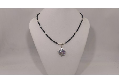 Κολιέ Ασήμι 925 με Αιματίτη και Φυσικό Μαργαριτάρι Μπαρόκ