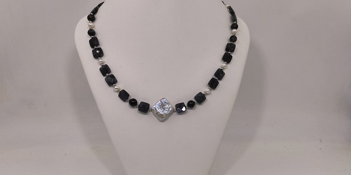 Κολιέ Ασήμι 925 με Ιόλιτη & Μαργαριτάρι Κολιέ Ασήμι 925 με Ιόλιτη & Μαργαριτάρι