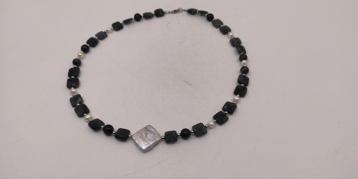 Κολιέ Ασήμι 925 με Ιόλιτη & Μαργαριτάρι Κολιέ Ασήμι 925 με Ιόλιτη & Μαργαριτάρι