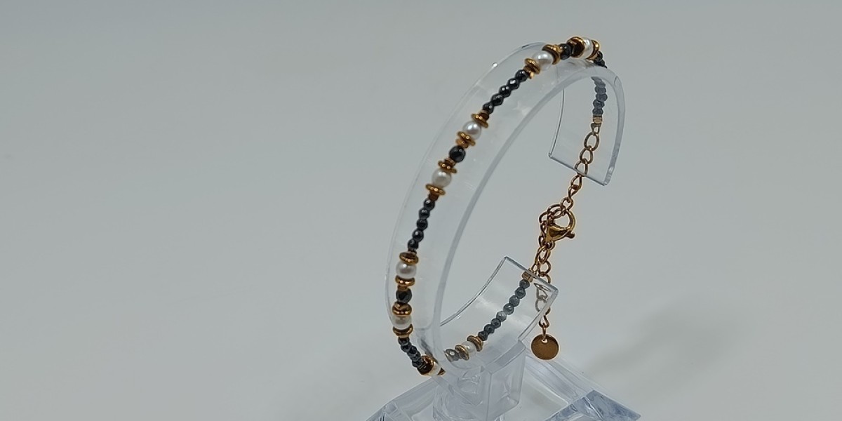 Βραχιόλι από Ανοξείδωτο Ατσάλι Επίχρυσο με Αιματίτη και Μαργαριτάρι Βραχιόλι από Ανοξείδωτο Ατσάλι Επίχρυσο με Αιματίτη και Μαργαριτάρι