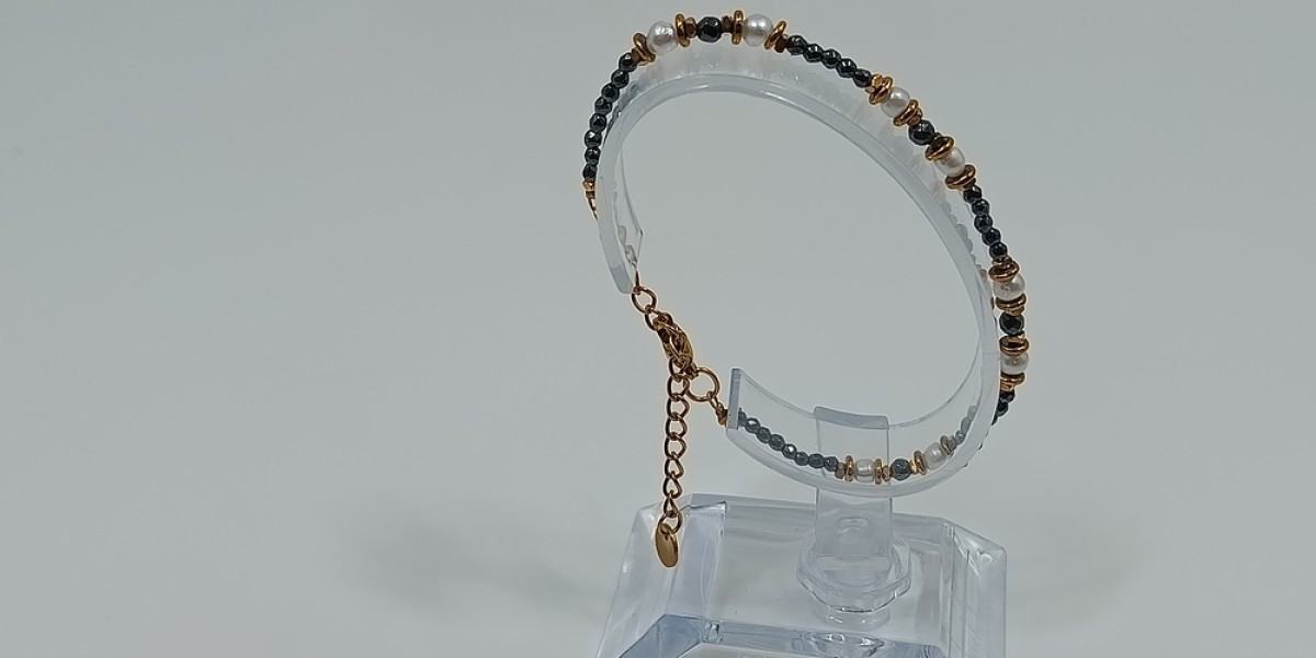 Βραχιόλι από Ανοξείδωτο Ατσάλι Επίχρυσο με Αιματίτη και Μαργαριτάρι Βραχιόλι από Ανοξείδωτο Ατσάλι Επίχρυσο με Αιματίτη και Μαργαριτάρι