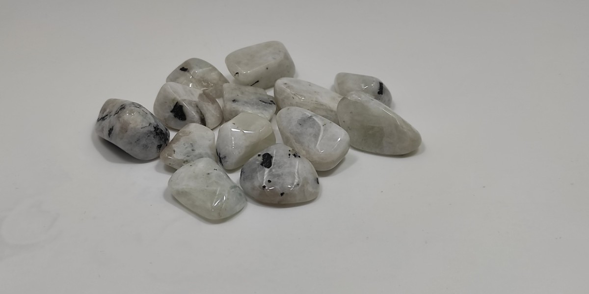Φεγγαρόπετρα (Moonstone) Φεγγαρόπετρα (Moonstone)