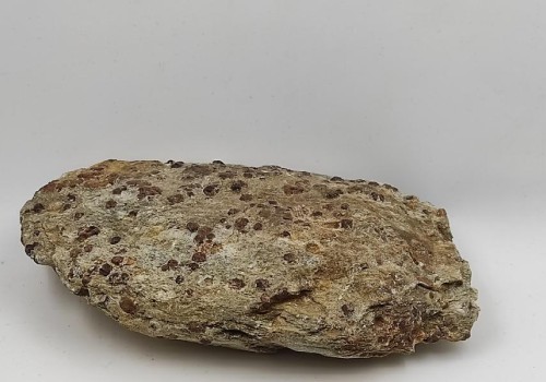 Γρανάτης με Μίκα από Τρίκαλα