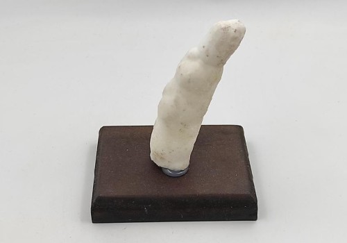 Καλσίτης με βάση από ξύλο