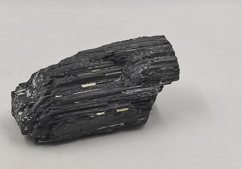 ΤΟΥΡΜΑΛΙΝΗ ΜΑΥΡΗ