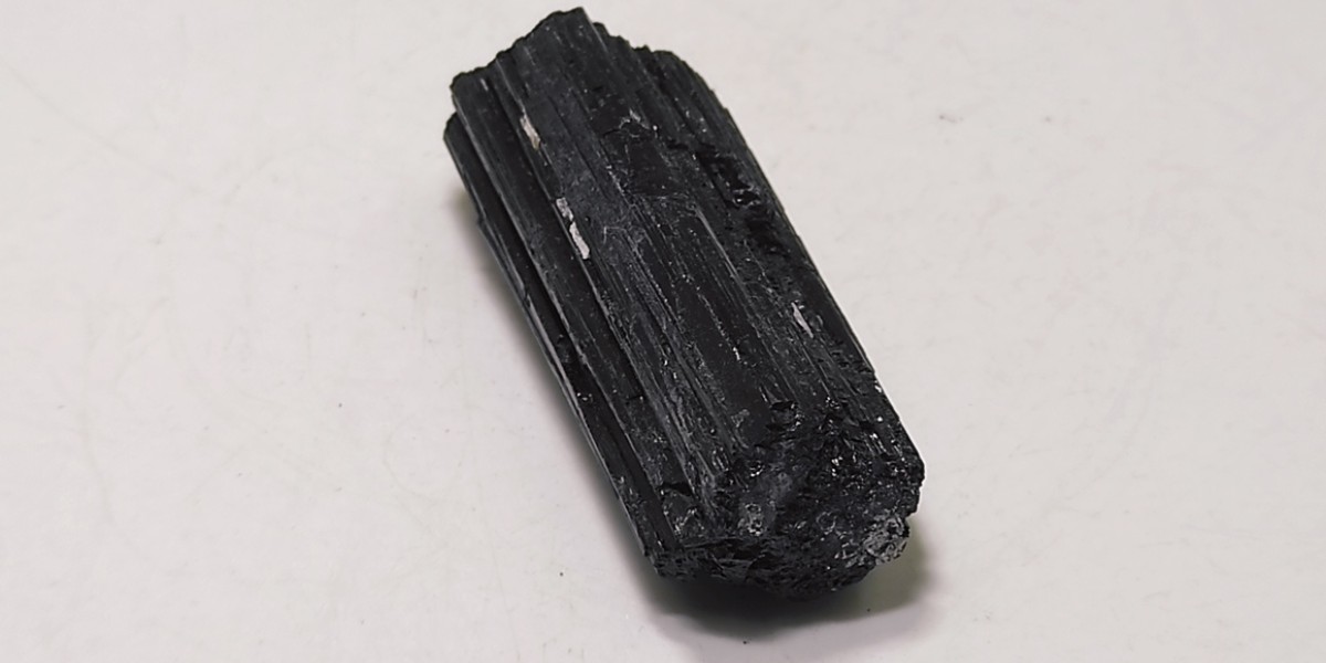 Μαύρη Τουρμαλίνη Μαύρη Τουρμαλίνη