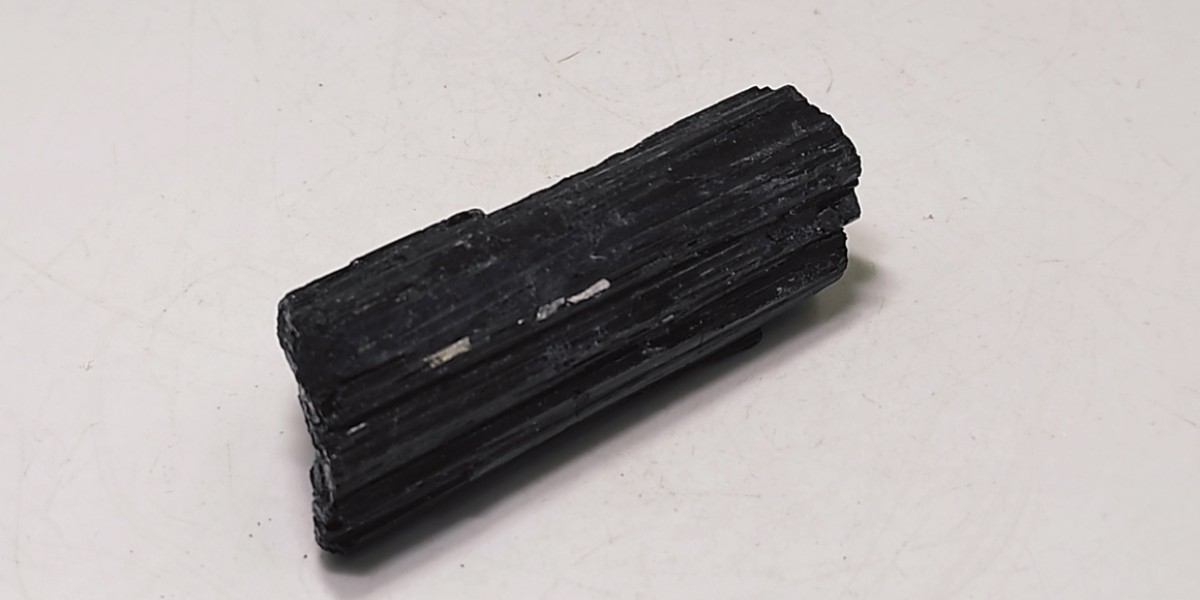 Μαύρη Τουρμαλίνη Μαύρη Τουρμαλίνη