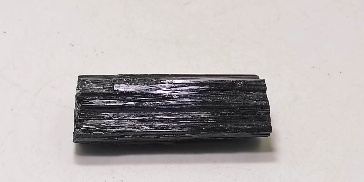 Μαύρη Τουρμαλίνη Μαύρη Τουρμαλίνη