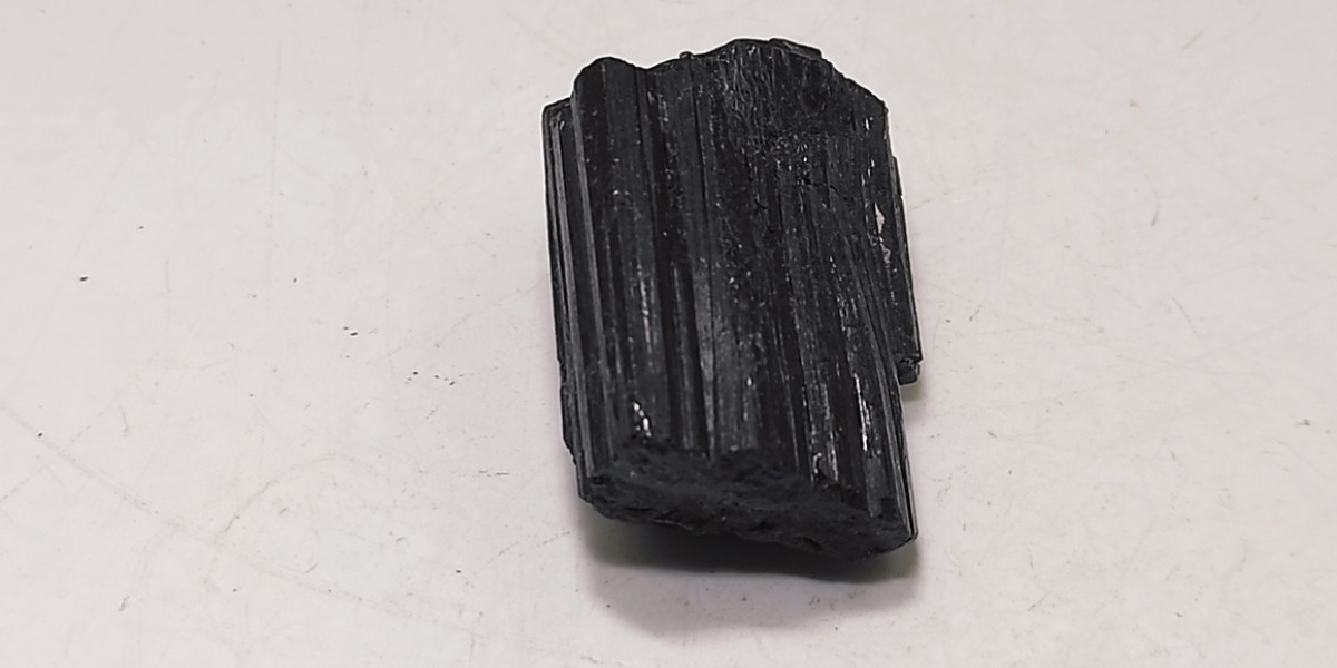 Μαύρη Τουρμαλίνη Μαύρη Τουρμαλίνη