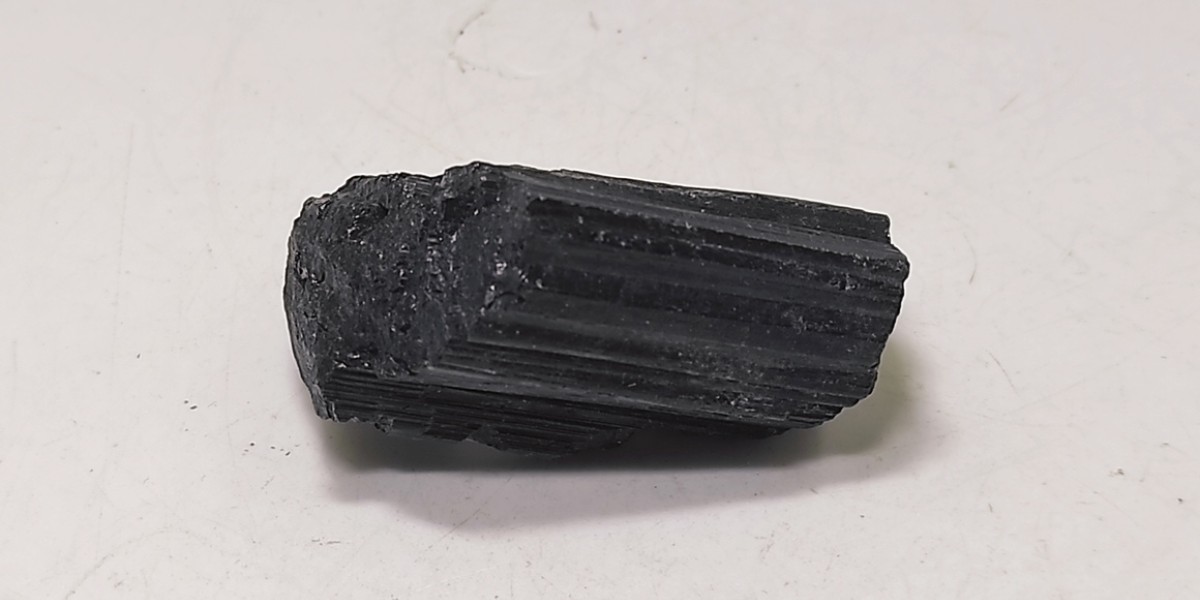 Μαύρη Τουρμαλίνη Μαύρη Τουρμαλίνη