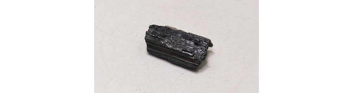Μαύρη Τουρμαλίνη (Schorl)