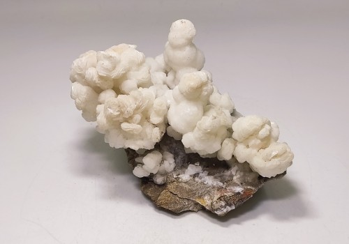 Αραγωνίτης Λαυρίου