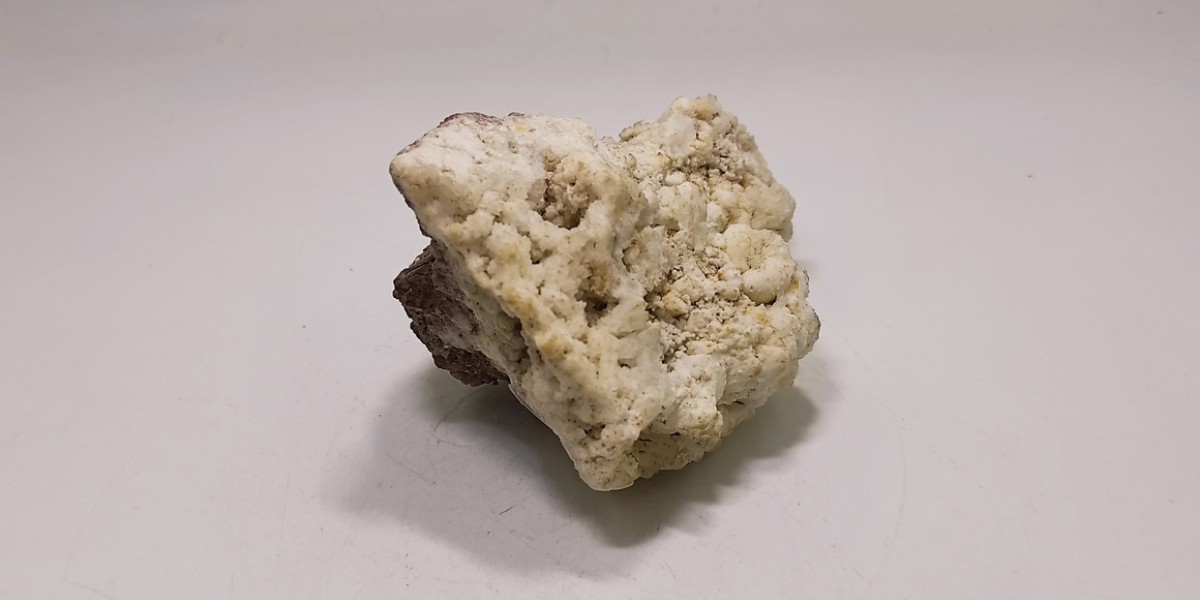 Αραγωνίτης Λαυρίου