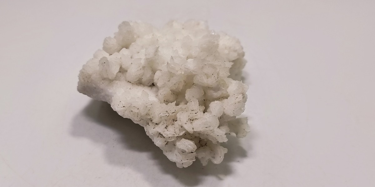 Αραγωνίτης Λαυρίου