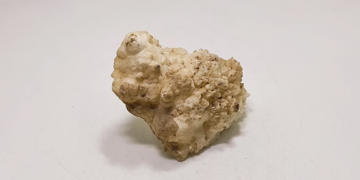 Αραγωνίτης Λαυρίου