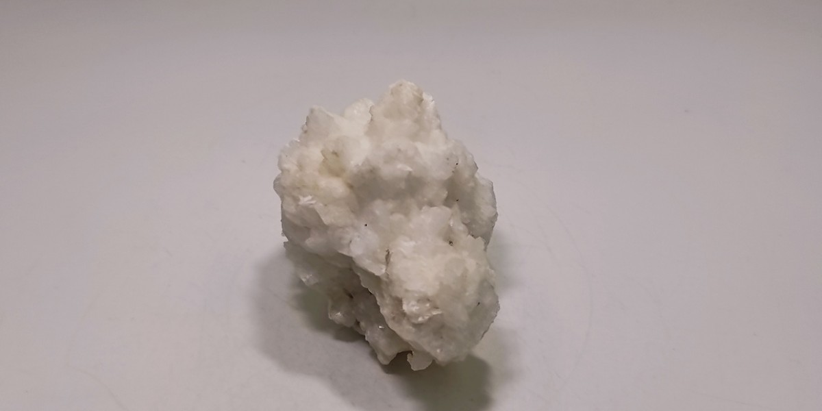 Αραγωνίτης Λαυρίου