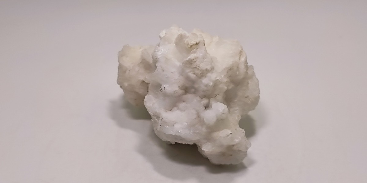 Αραγωνίτης Λαυρίου