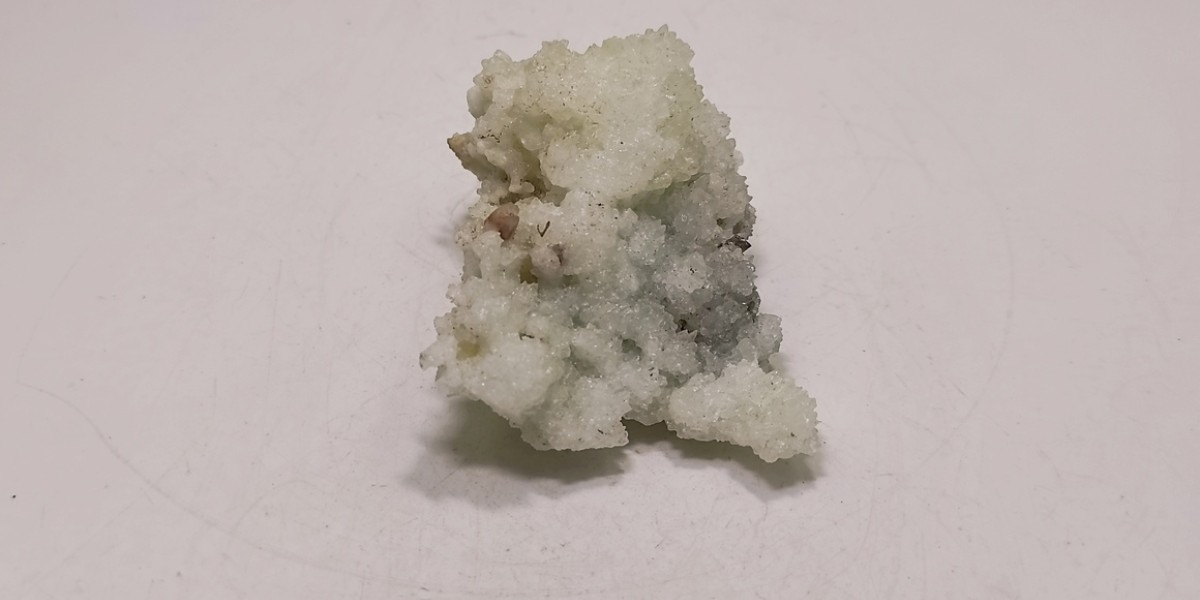 Αραγωνίτης Λαυρίου