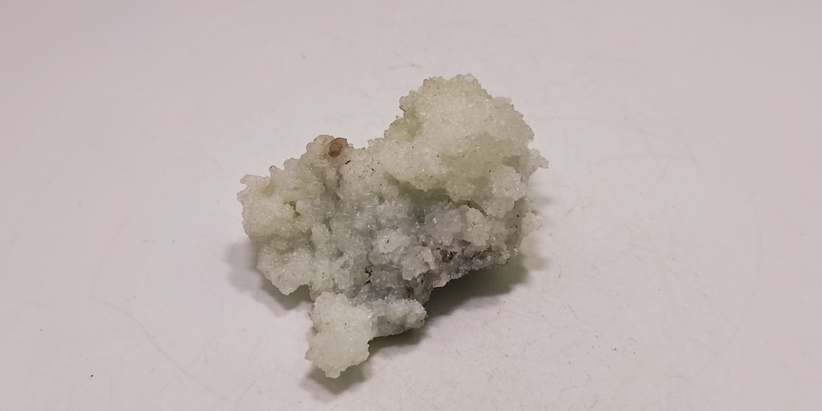 Αραγωνίτης Λαυρίου