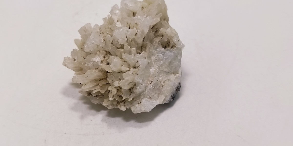 Αραγωνίτης Λαυρίου