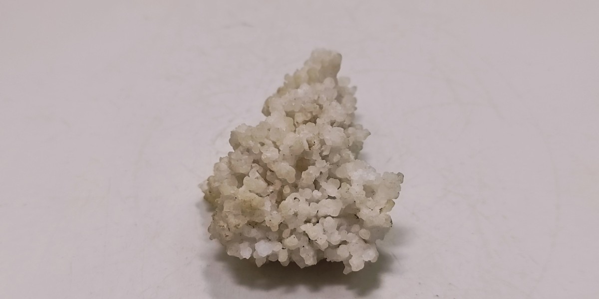 Αραγωνίτης Λαυρίου