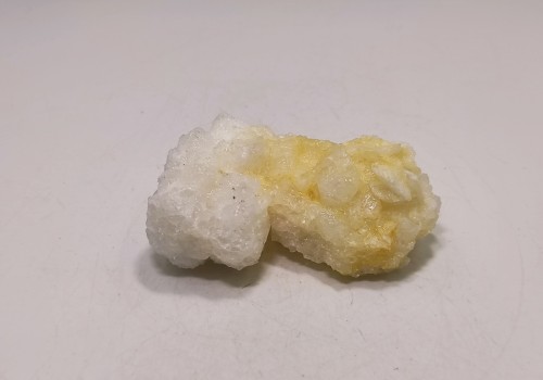 Αραγωνίτης Λαυρίου