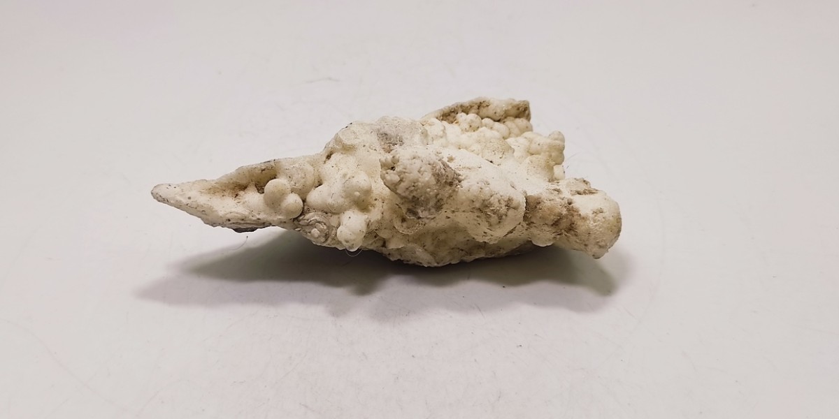 Αραγωνίτης Λαυρίου