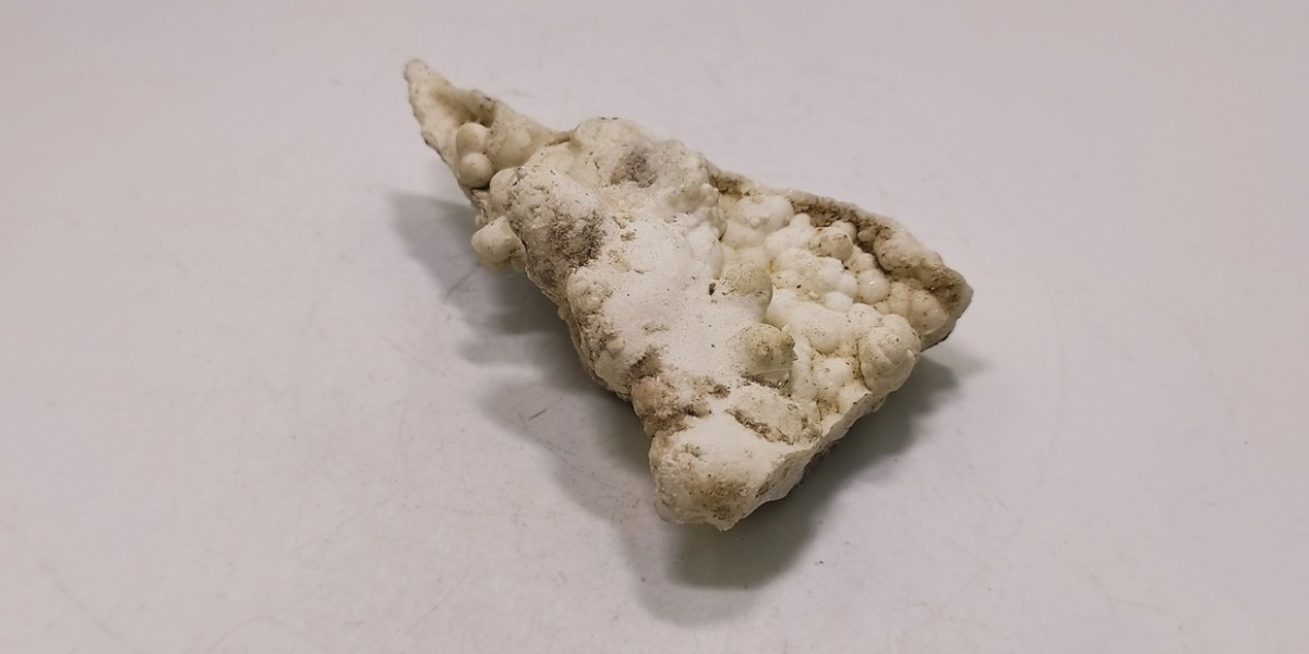 Αραγωνίτης Λαυρίου